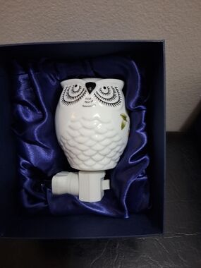 Ceramic White Owl Plug-In Night Light